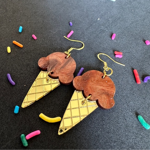 Chocolate Ice cream Earrings lightweight trendy Gold Earrings - Picture 2 of 10